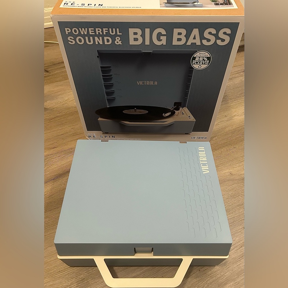 Victrola Re-Spin Record Player (light blue)